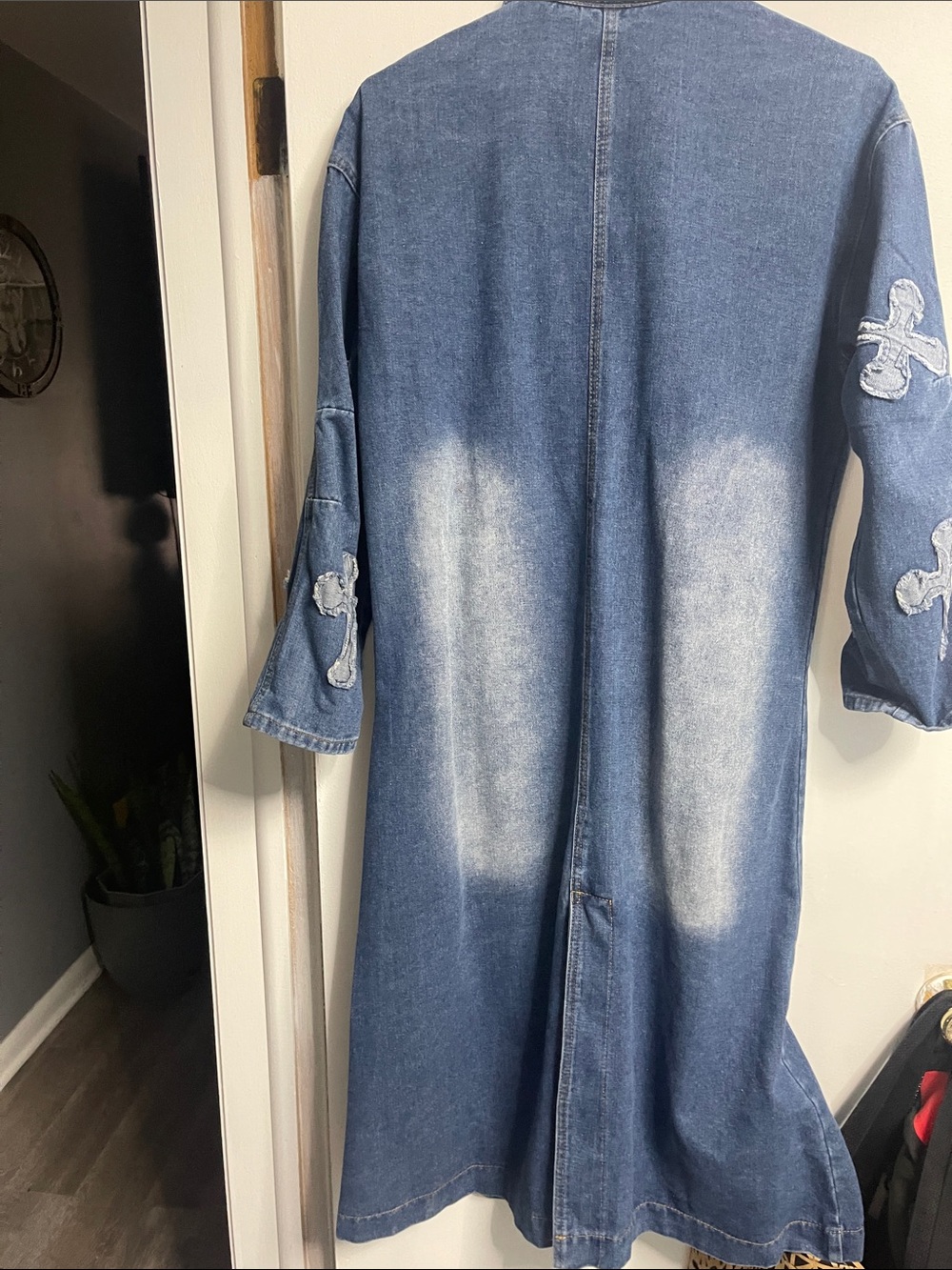 Denim Longline Trench Coat with Patch Cross Details - Blue - Picture 2 of 2